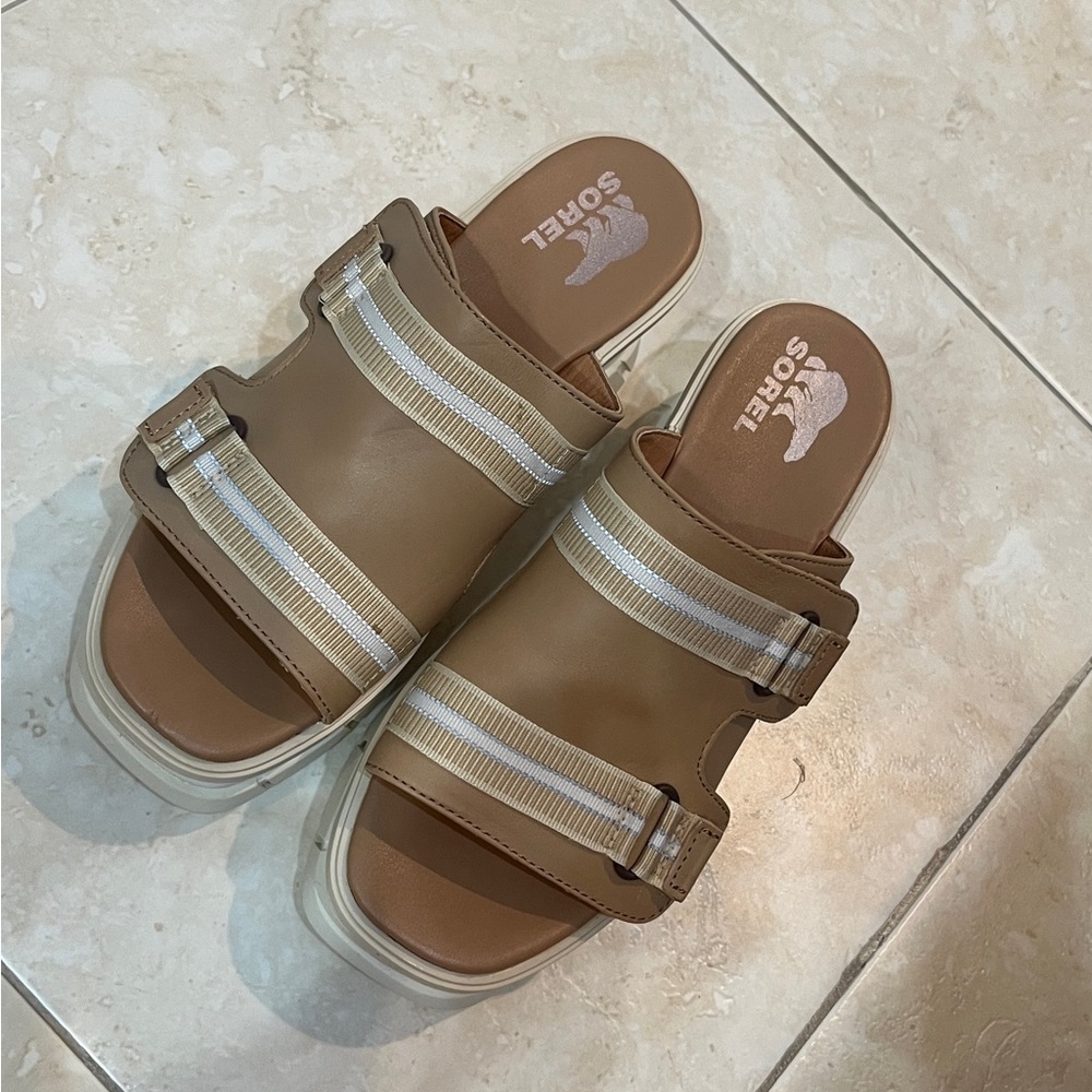Sorel Beige Sandals with Cream Beige Velcro Straps